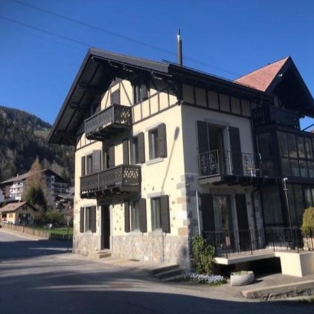 L'Eglantine Apartment Champery Exterior photo